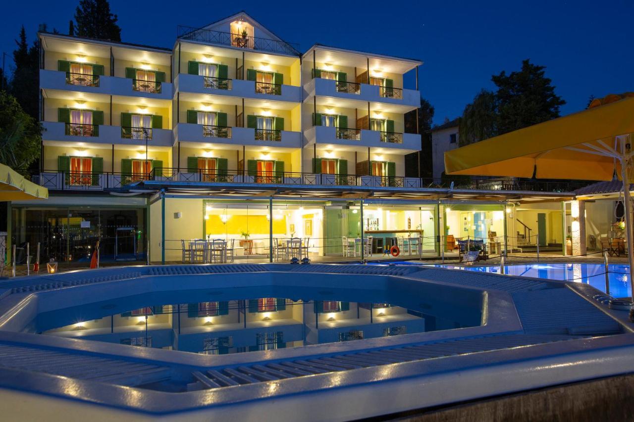 Cleopatra Beach Aparthotel Yénion Exterior photo